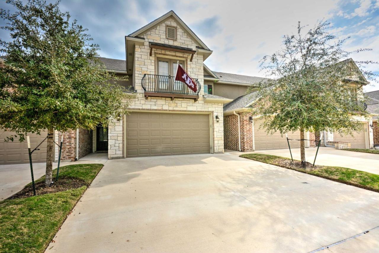Willa College Station Townhouse With Private Patio Zewnętrze zdjęcie